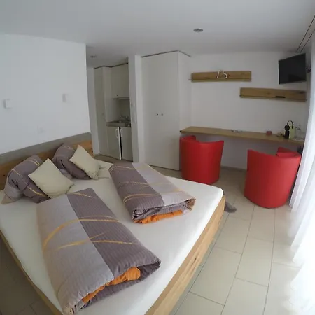 Ustria / Pensiun Trutg Vella