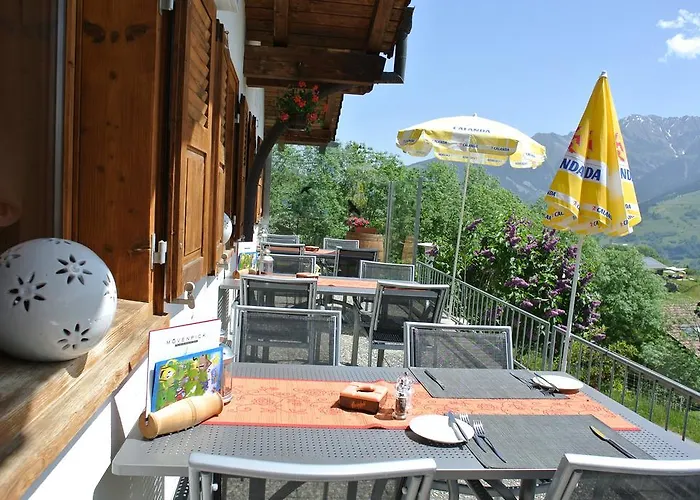 Ustria / Pensiun Trutg Maison d'hôtes Vella