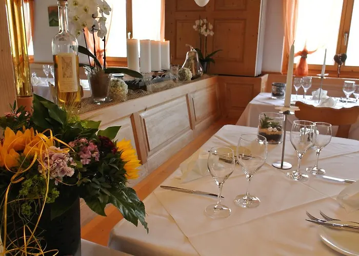Maison d'hôtes Ustria / Pensiun Trutg Vella