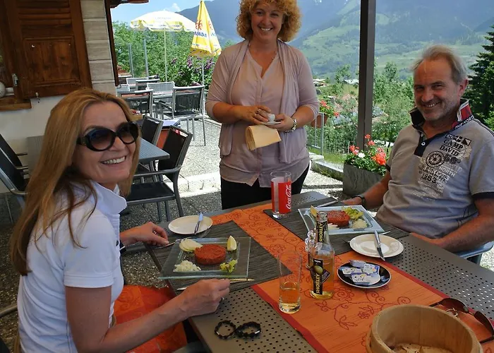 Ustria / Pensiun Trutg Gasthof Vella