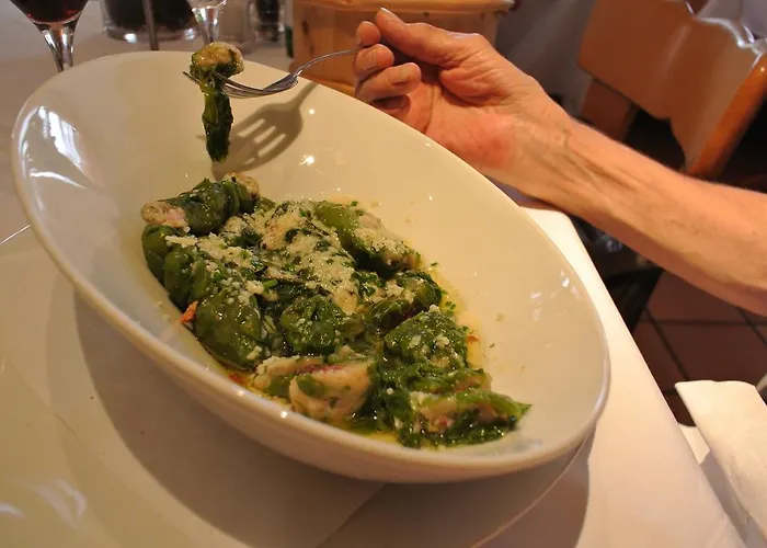 Gasthof Ustria / Pensiun Trutg Vella